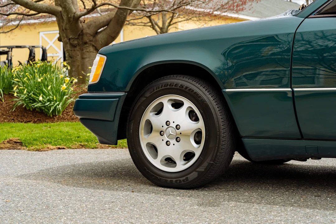 1995 Mercedes-Benz W124 E-Class - Image 21 of 31