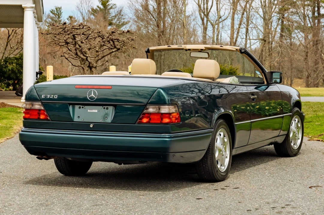 1995 Mercedes-Benz W124 E-Class - Image 6 of 31