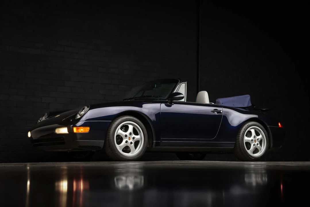 1995 Porsche 993 Carrera - Image 24 of 31