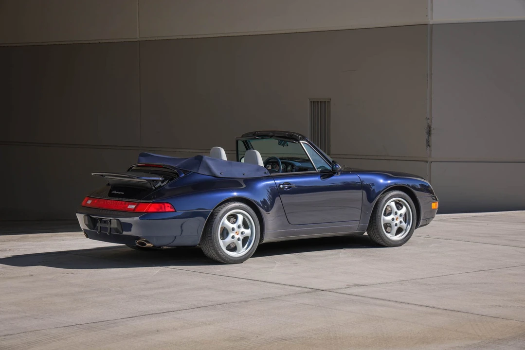 1995 Porsche 993 Carrera - Image 14 of 31