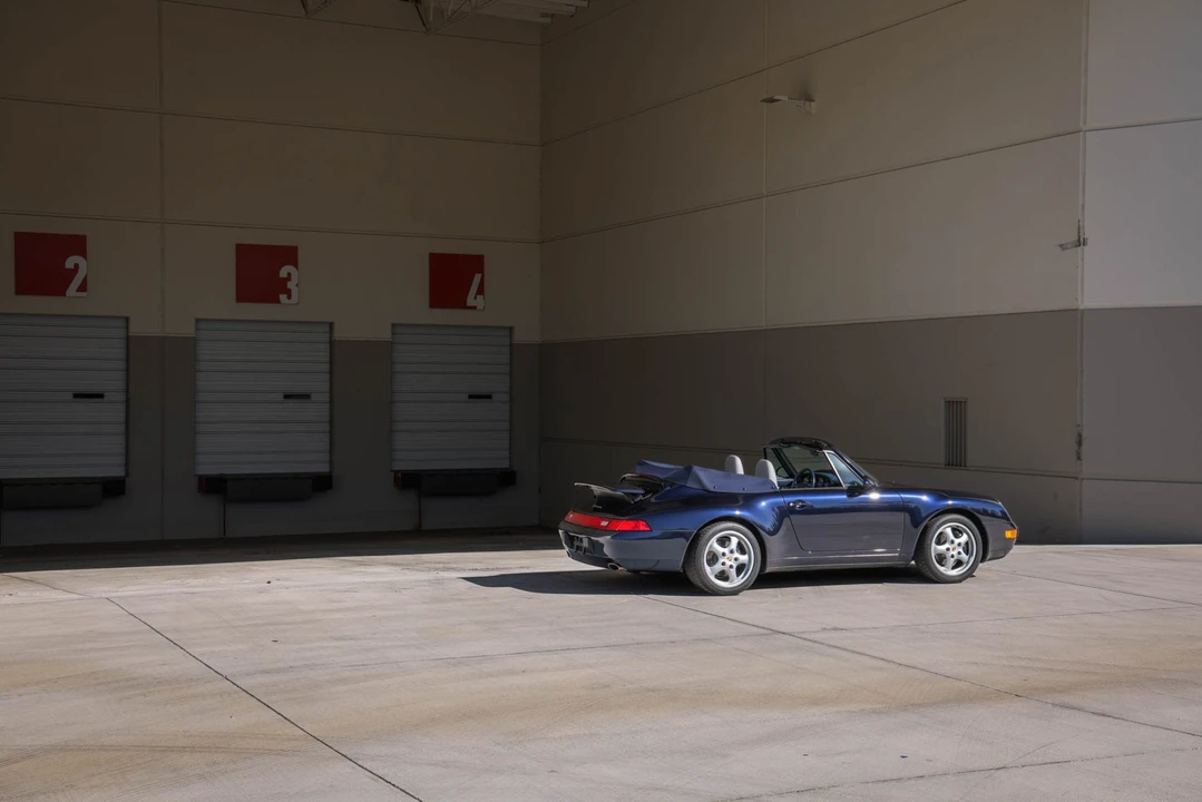 1995 Porsche 993 Carrera - Image 13 of 31