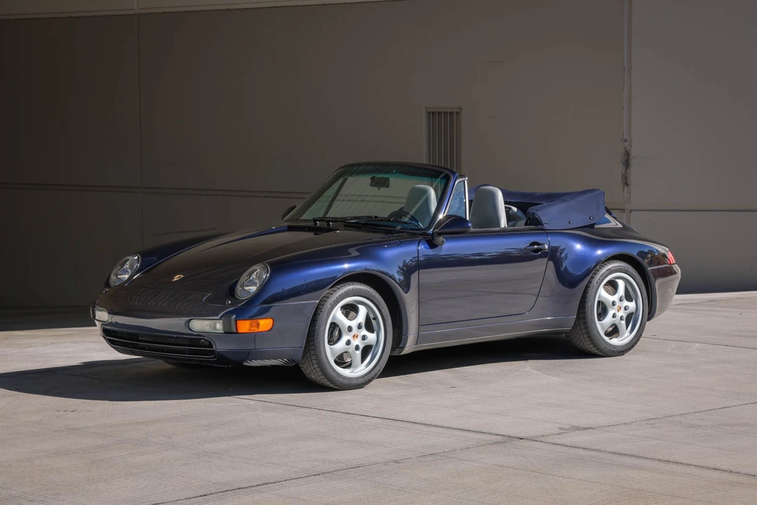 1995 Porsche 993 Carrera - Image 2 of 31