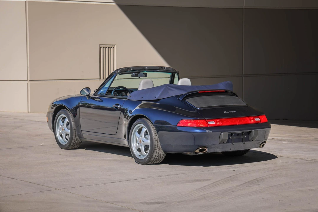1995 Porsche 993 Carrera - Image 18 of 31