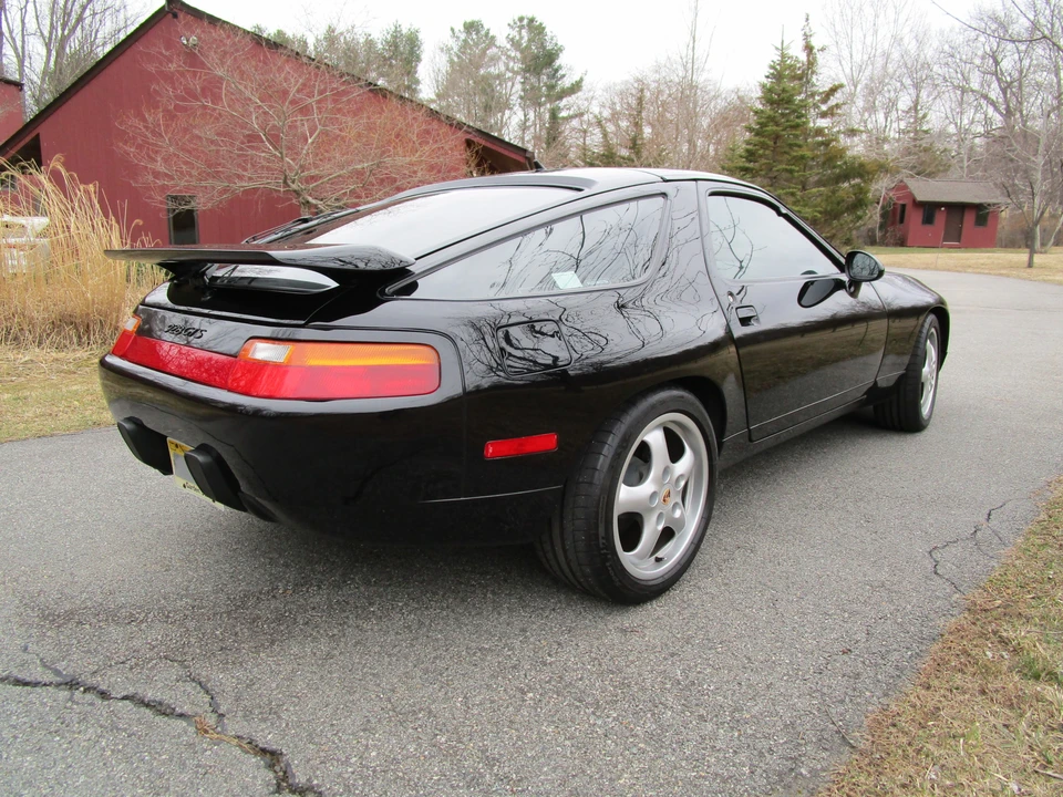 1995 Porsche 928 GTS - Image 14 of 31
