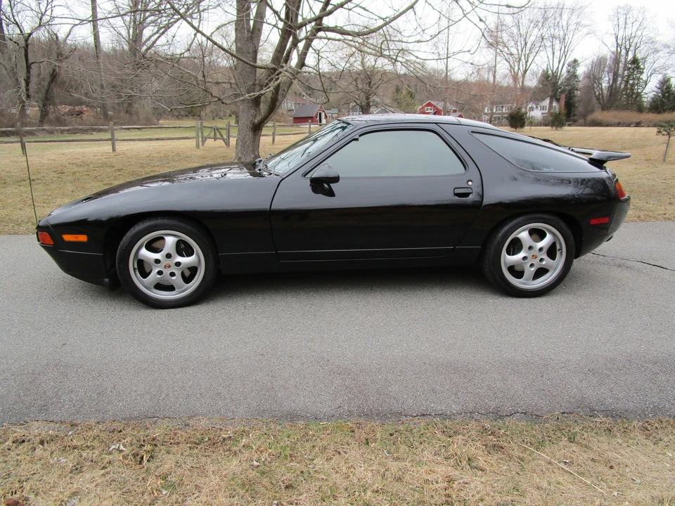 1995 Porsche 928 GTS - Image 7 of 31
