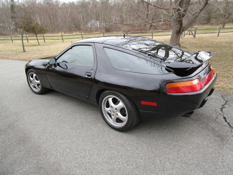 1995 Porsche 928 GTS - Image 8 of 31