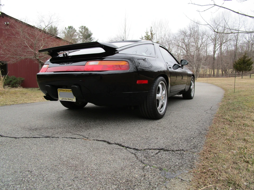 1995 Porsche 928 GTS - Image 13 of 31