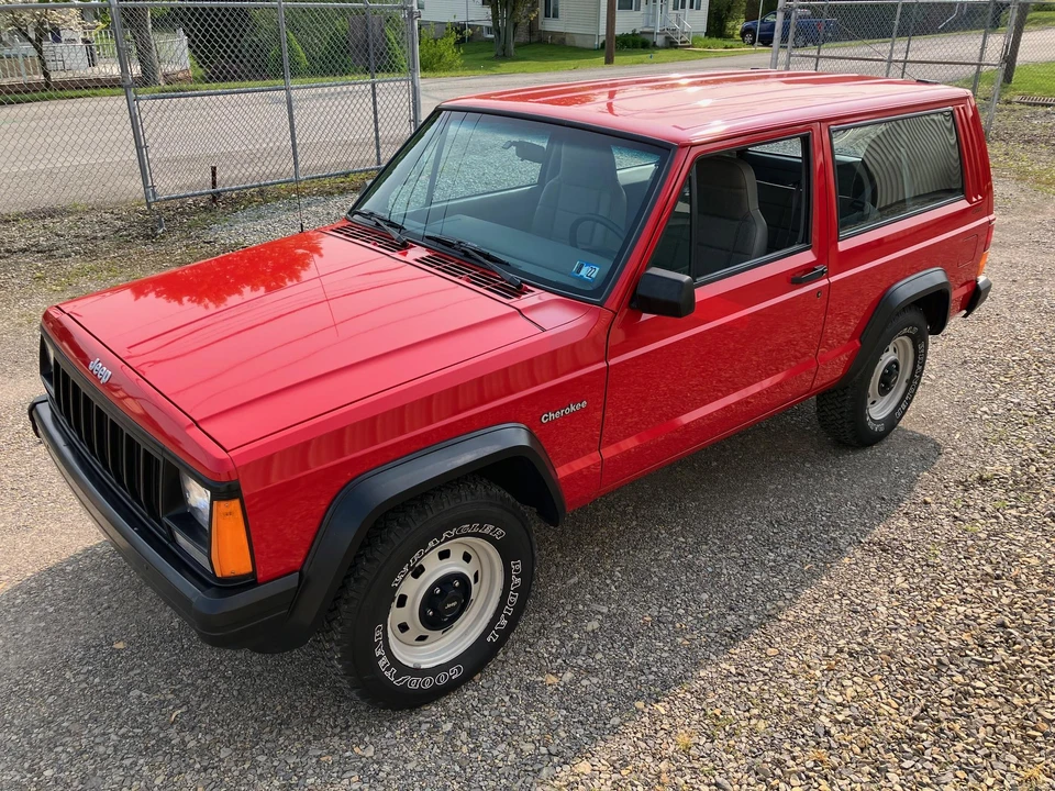 1996 Jeep XJ Cherokee - Image 13 of 31