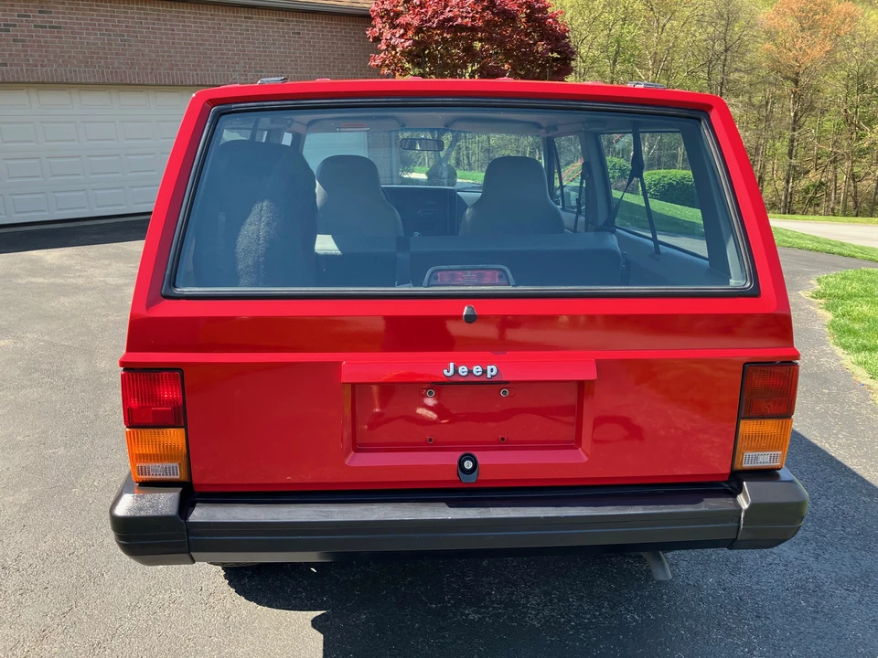 1996 Jeep XJ Cherokee - Image 5 of 31