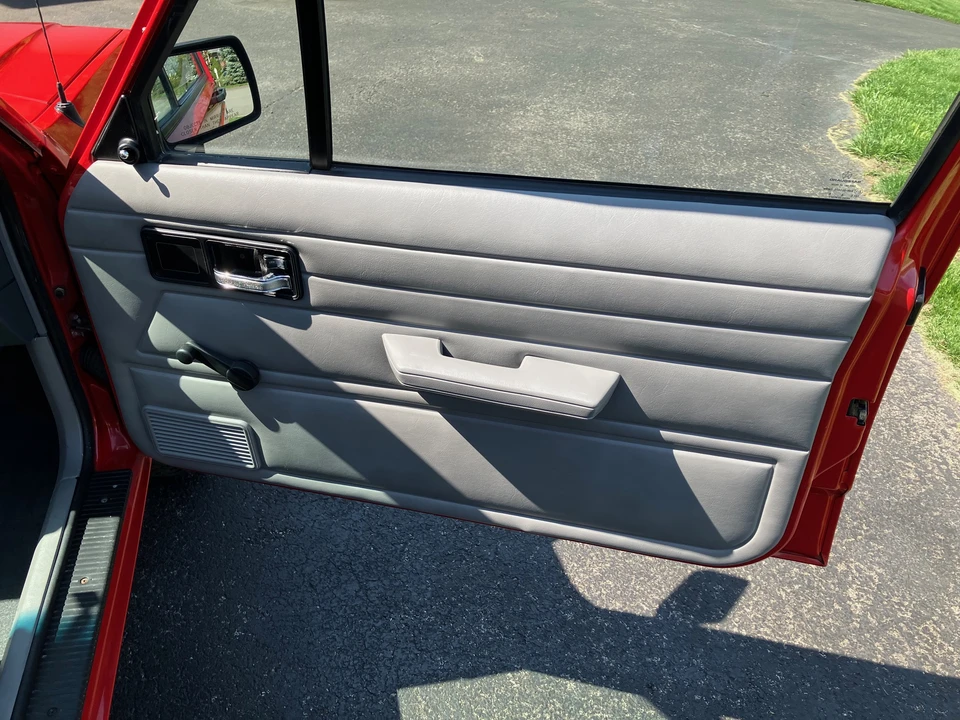 1996 Jeep XJ Cherokee - Image 25 of 31