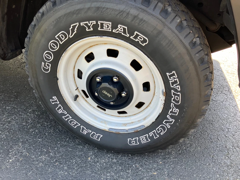 1996 Jeep XJ Cherokee - Image 15 of 31