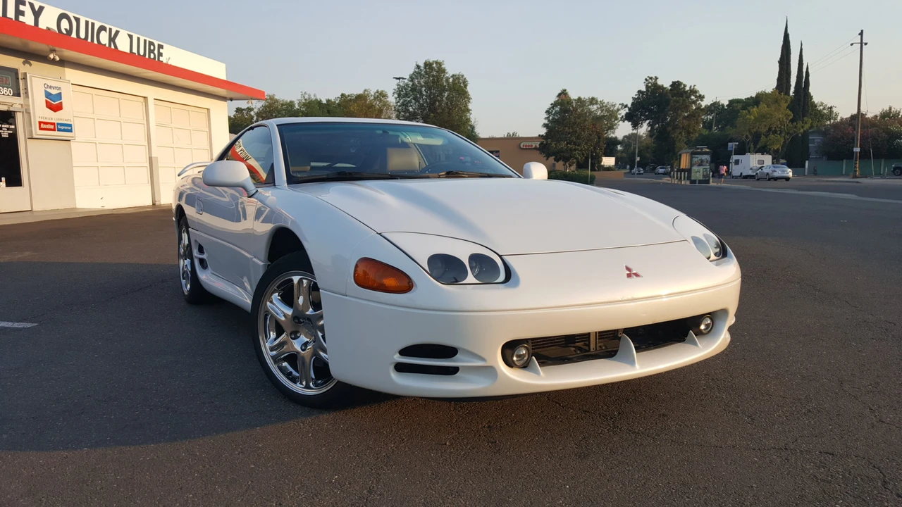 1996 Mitsubishi 3000GT Series 2 - Image 3 of 31