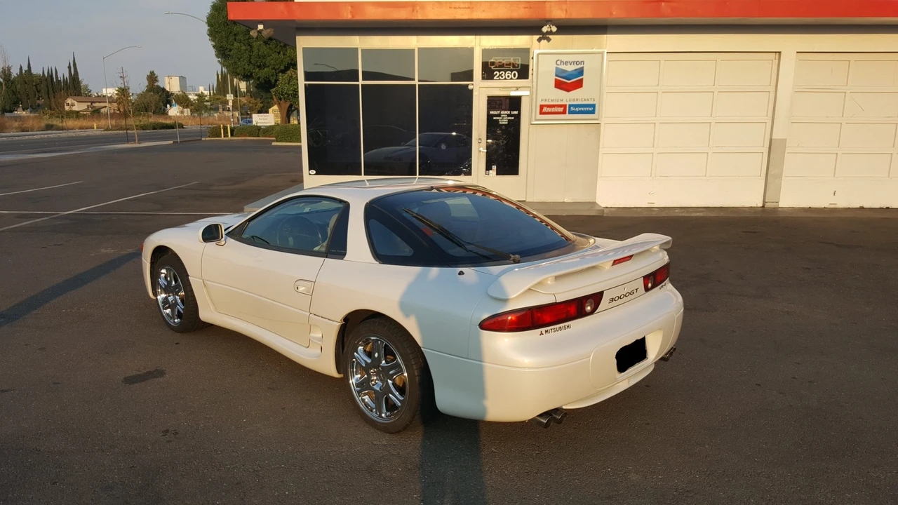 1996 Mitsubishi 3000GT Series 2 - Image 12 of 31