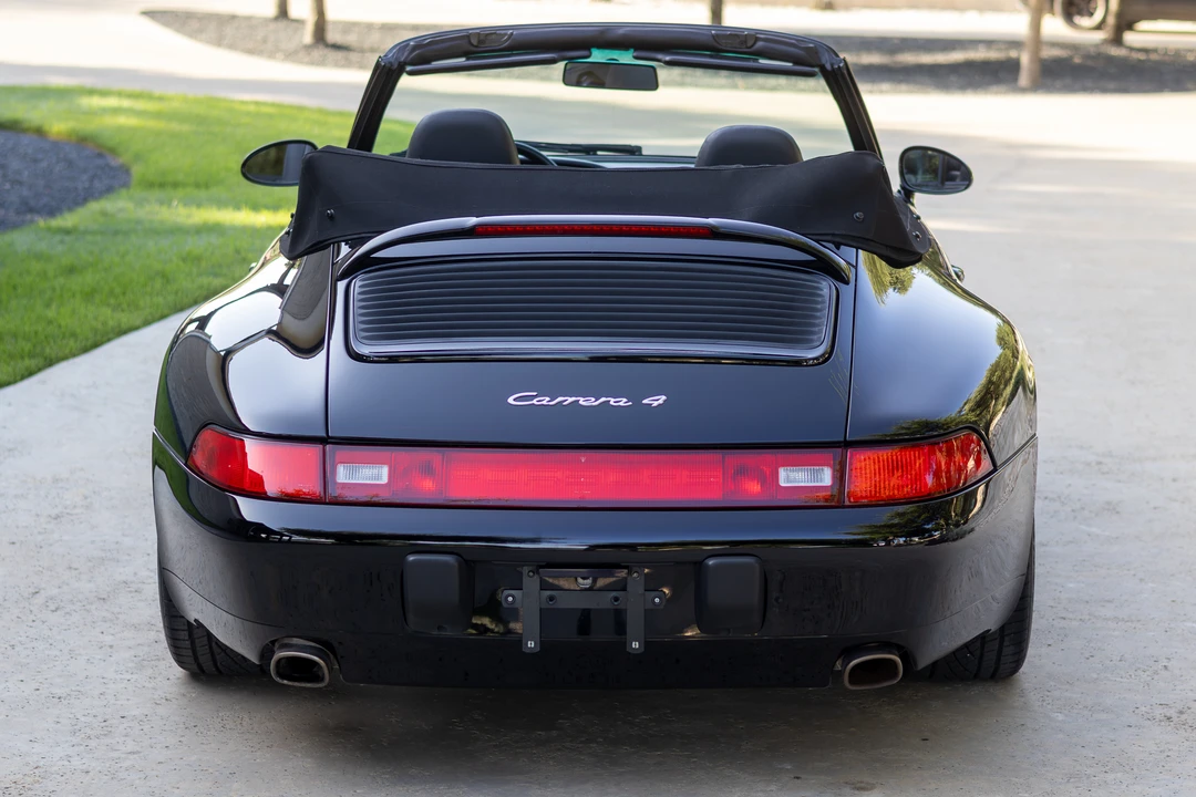 1996 Porsche 993 Carrera 4 - Image 16 of 31