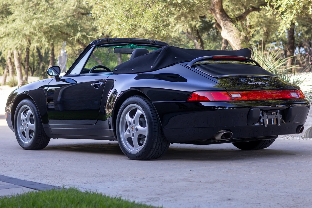 1996 Porsche 993 Carrera 4 - Image 18 of 31