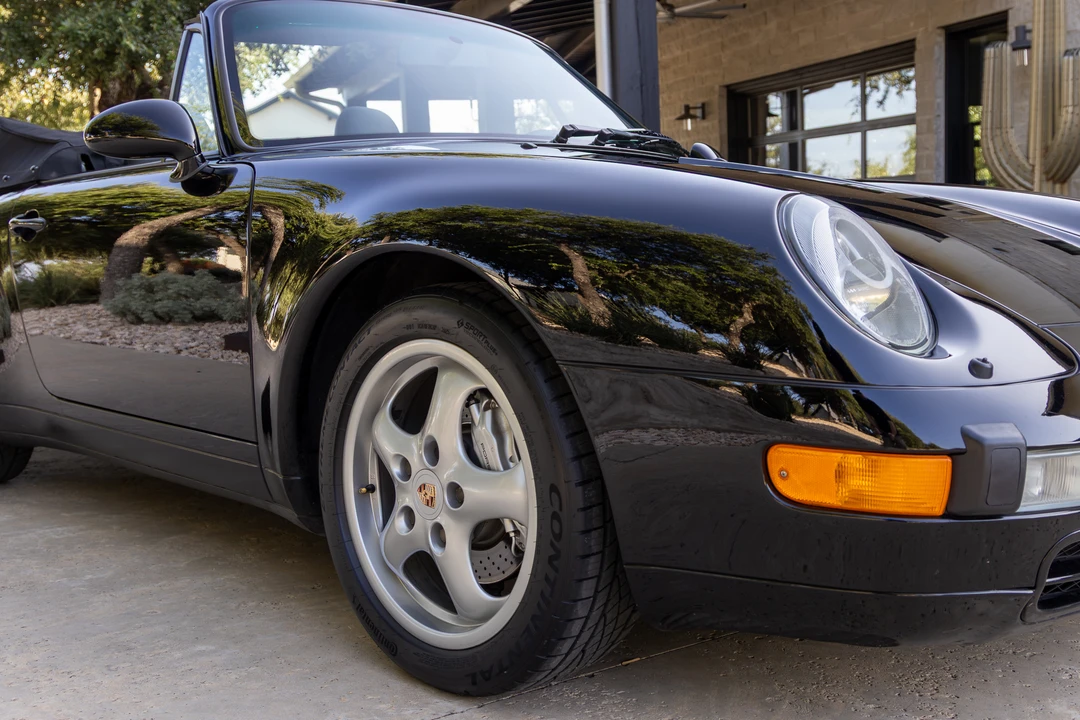 1996 Porsche 993 Carrera 4 - Image 27 of 31