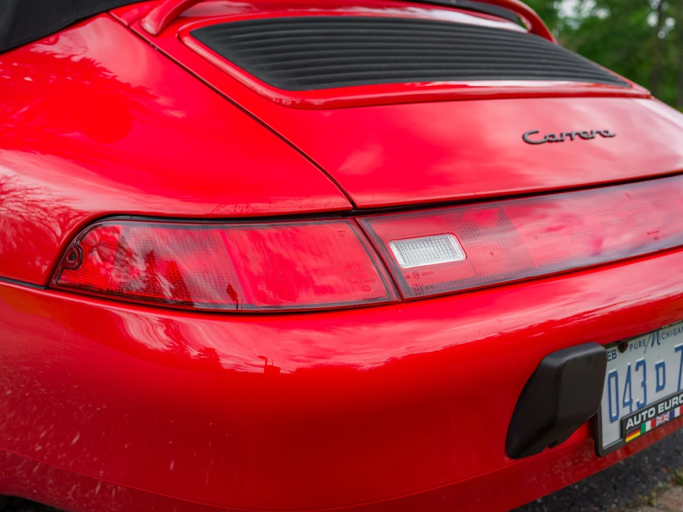 1996 Porsche 993 Carrera - Image 28 of 31