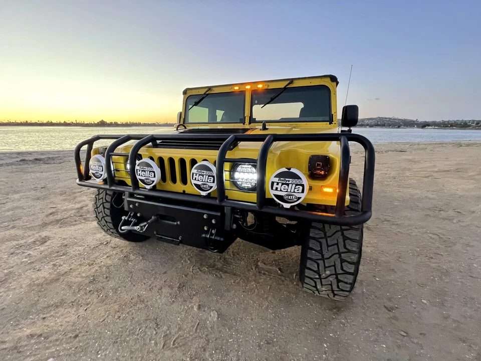 1997 Hummer Hummer H1 - Image 2 of 31