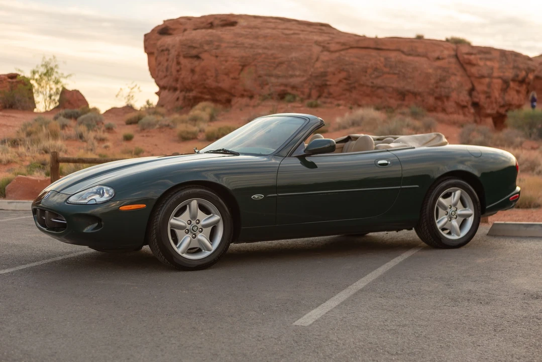 1997 Jaguar X100 XK8 - Image 25 of 31