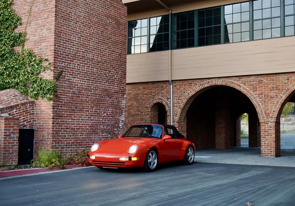 1997 Porsche 993 Carrera - Image 24 of 31