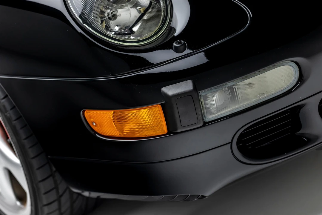 1997 Porsche 993 Carrera 4S - Image 24 of 31