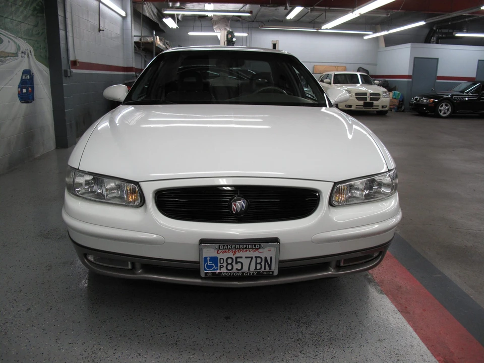 1998 Buick Regal - Image 4 of 31