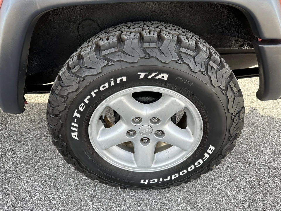 1998 Jeep XJ Cherokee - Image 23 of 31