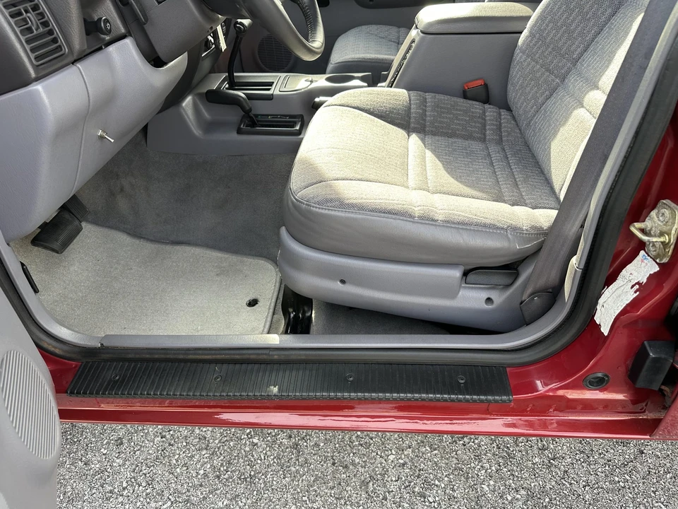1998 Jeep XJ Cherokee - Image 28 of 31