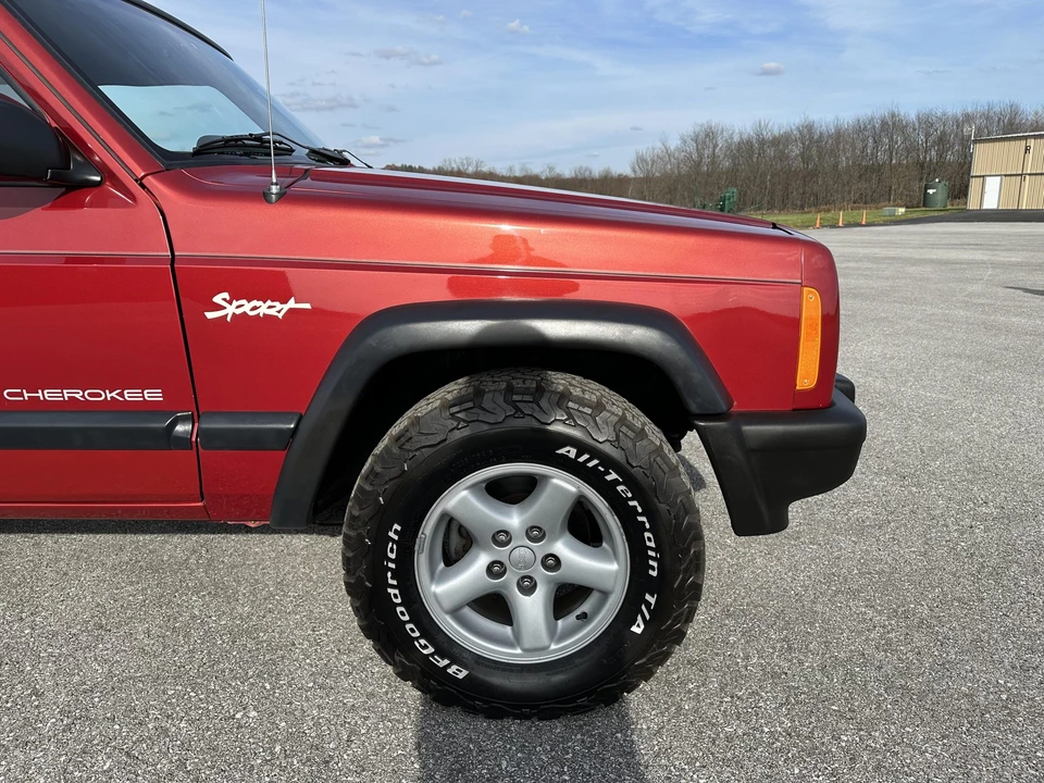 1998 Jeep XJ Cherokee - Image 17 of 31