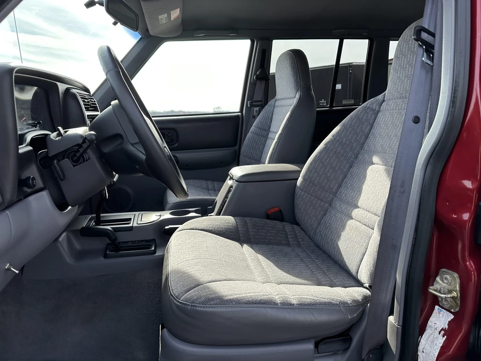 1998 Jeep XJ Cherokee - Image 27 of 31