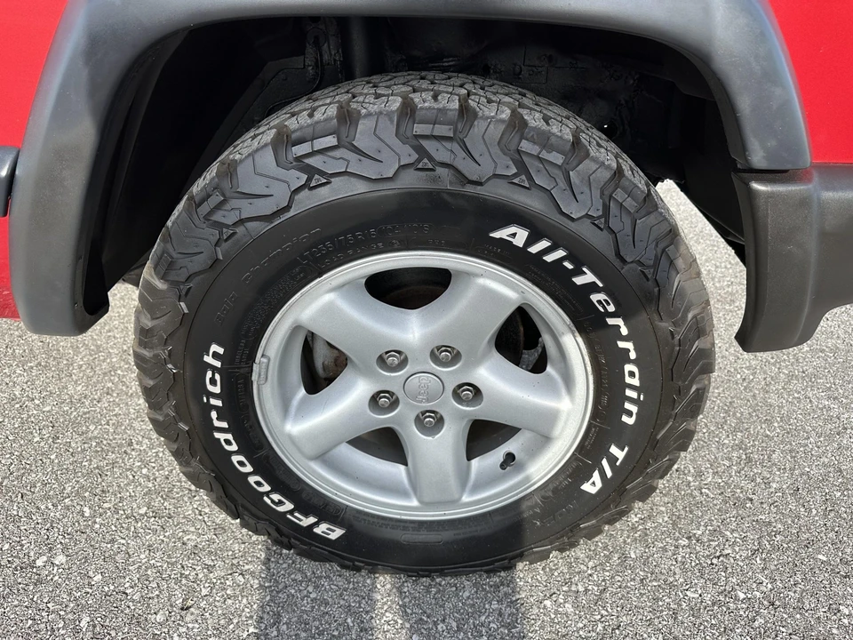 1998 Jeep XJ Cherokee - Image 24 of 31