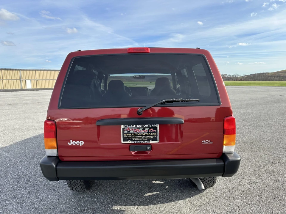 1998 Jeep XJ Cherokee - Image 13 of 31