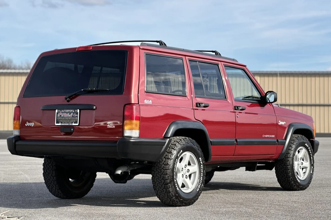 1998 Jeep XJ Cherokee - Image 9 of 31