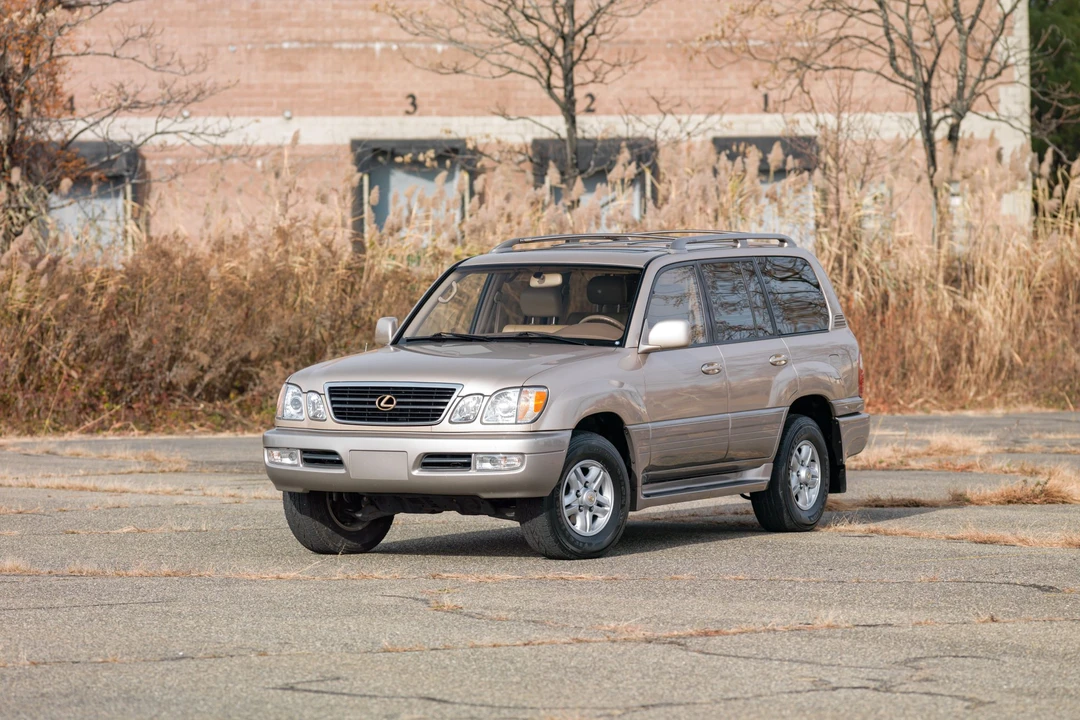 1998 Lexus LX 2nd Gen - Image 2 of 31