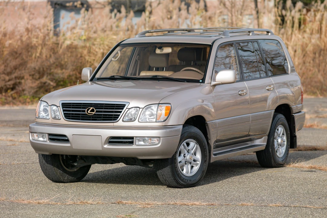 1998 Lexus LX 2nd Gen - Image 5 of 31