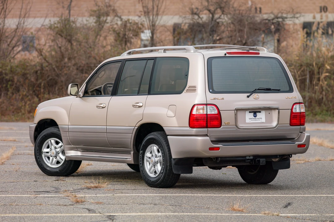 1998 Lexus LX 2nd Gen - Image 14 of 31