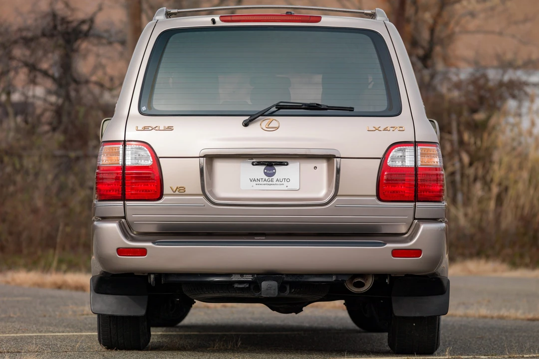 1998 Lexus LX 2nd Gen - Image 17 of 31