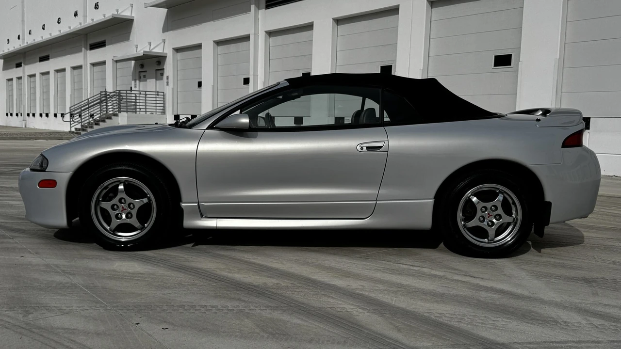 1998 Mitsubishi Eclipse 2nd Gen - Image 20 of 31