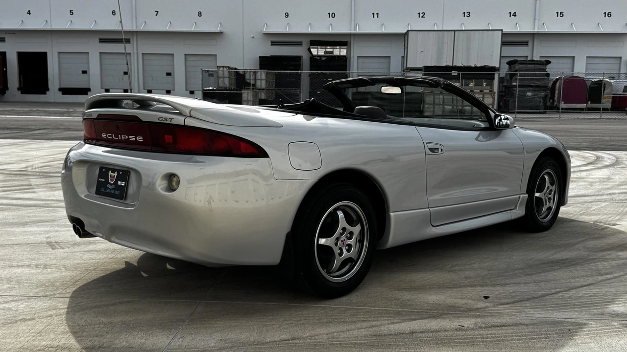 1998 Mitsubishi Eclipse 2nd Gen - Image 10 of 31