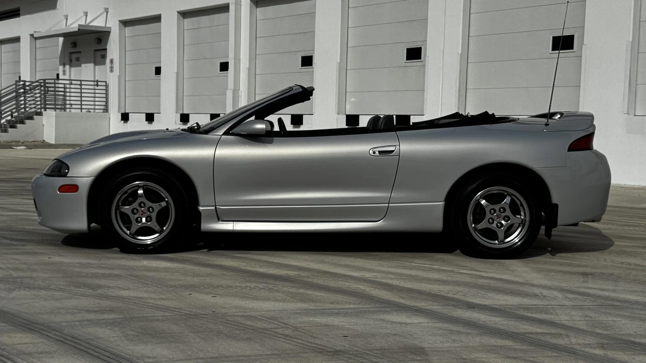 1998 Mitsubishi Eclipse 2nd Gen - Image 5 of 31