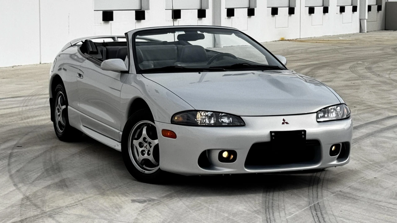 1998 Mitsubishi Eclipse 2nd Gen - Image 15 of 31