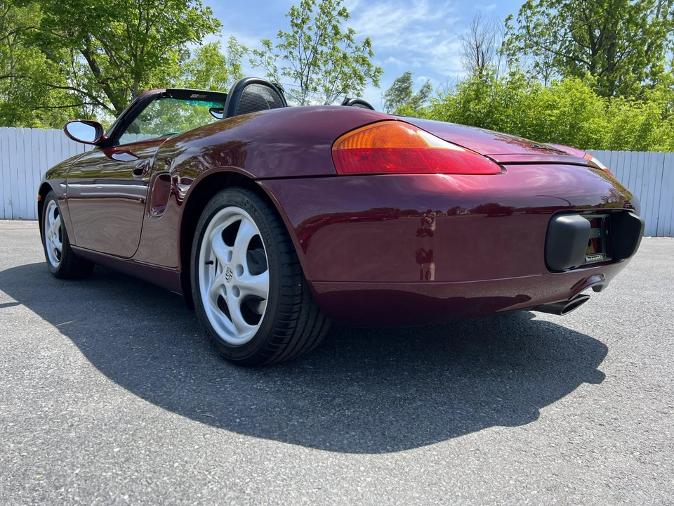 1998 Porsche 986 Boxster - Image 27 of 31