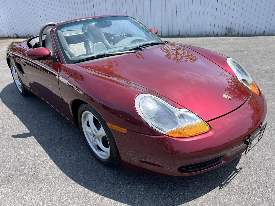 1998 Porsche 986 Boxster - Image 11 of 31