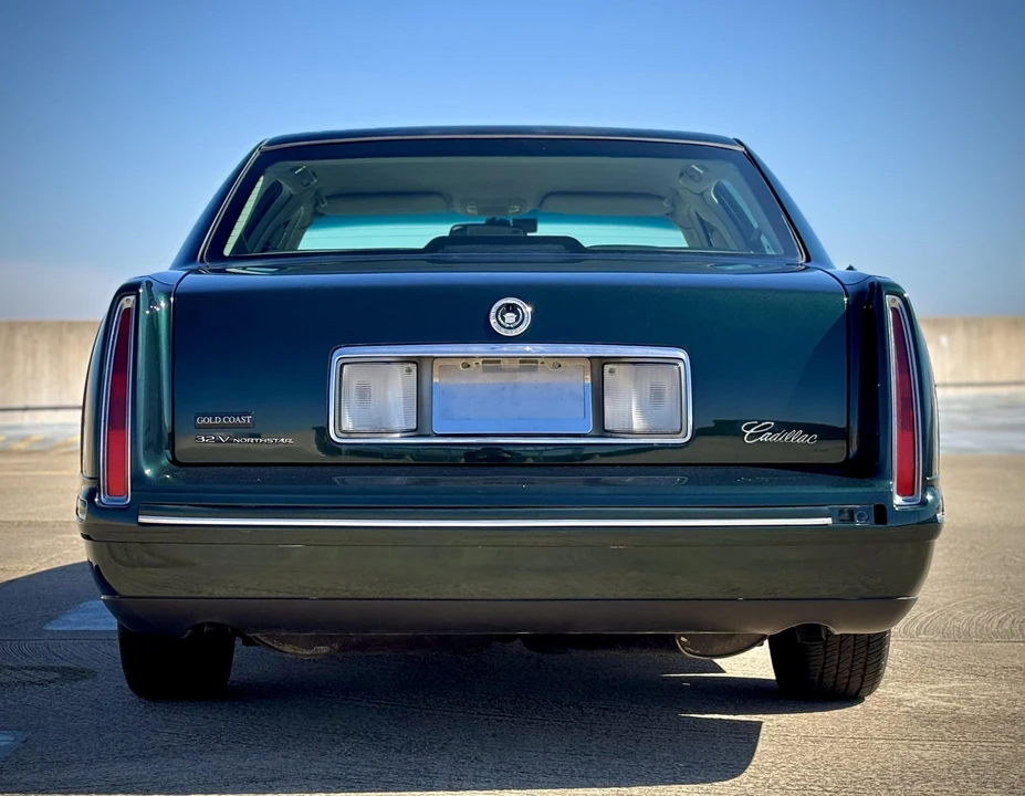 1999 Cadillac DeVille 7th Gen - Image 8 of 31