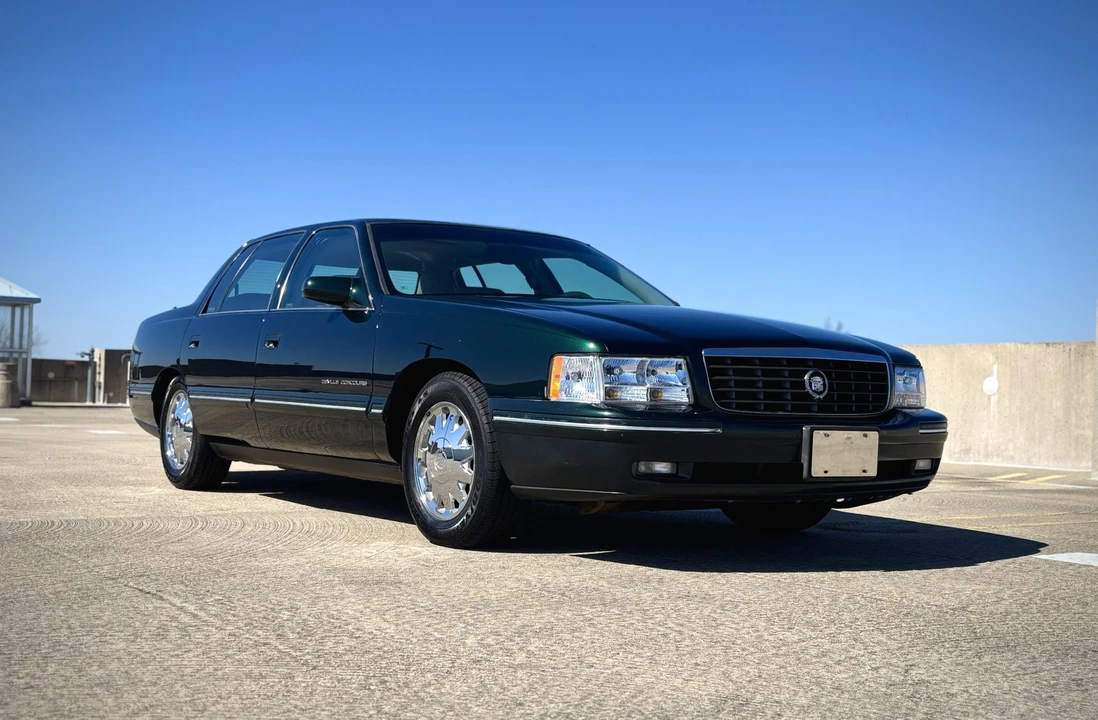 1999 Cadillac DeVille 7th Gen - Image 5 of 31