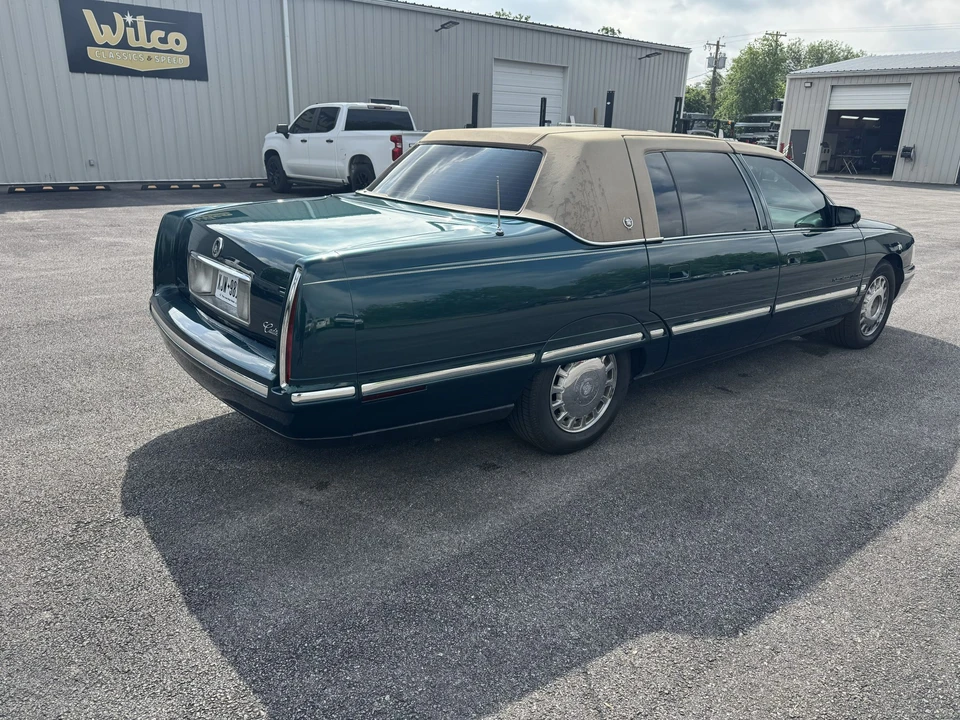 1999 Cadillac DeVille 7th Gen - Image 14 of 31