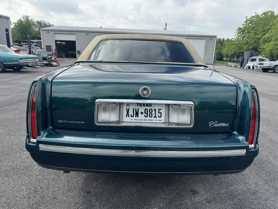 1999 Cadillac DeVille 7th Gen - Image 11 of 31