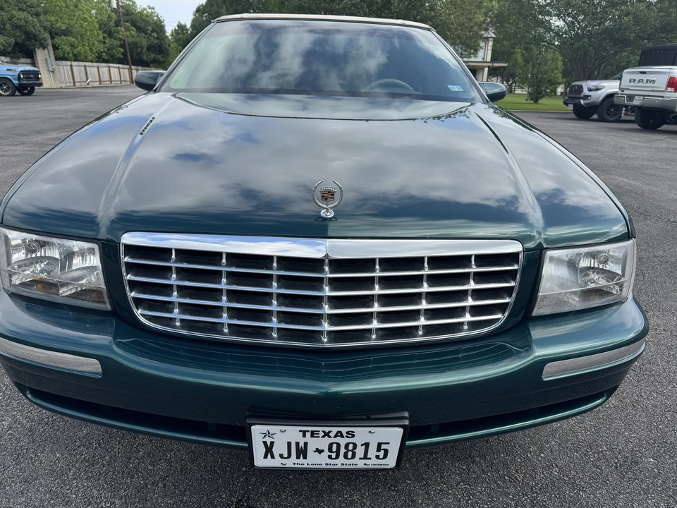 1999 Cadillac DeVille 7th Gen - Image 23 of 31