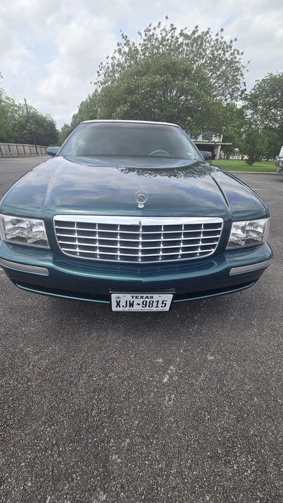 1999 Cadillac DeVille 7th Gen - Image 24 of 31