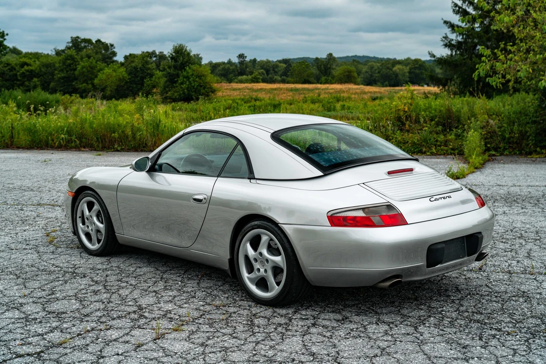 1999 Porsche 996 Carrera - Image 29 of 31
